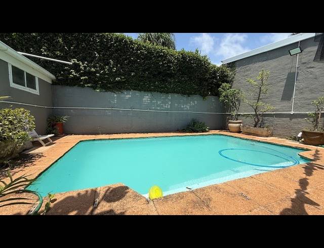 4 BEDROOM HOUSE TO LET IN GLENWOOD